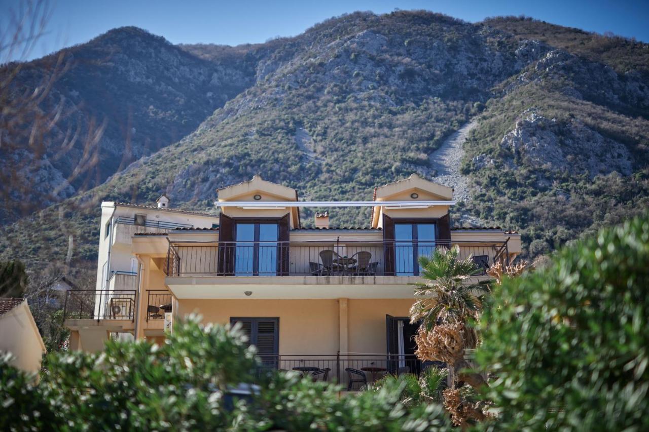 Apartments Pajovic Kotor Buitenkant foto